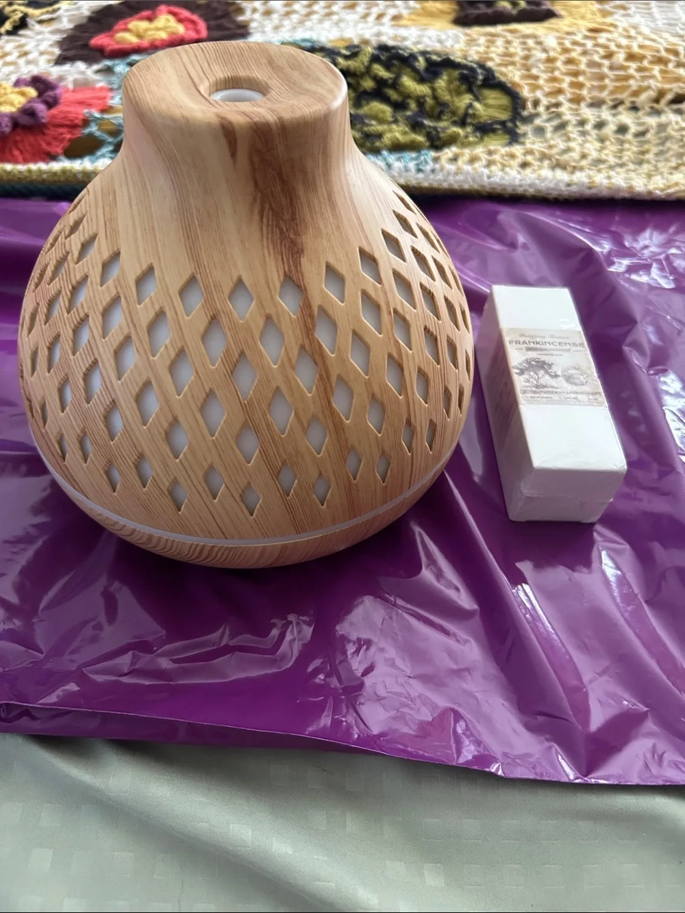 Wood Grain Ultrasonic Aroma Diffuser - Natural Wood Including bottle of oil